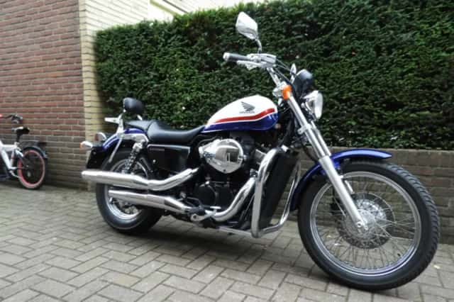 Honda VT750 S (2011) thumbnail 5