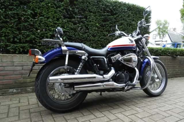 Honda VT750 S (2011) thumbnail 6