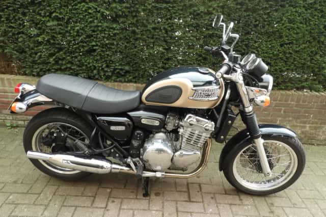 Triumph Thunderbird 900 (2001) thumbnail 2