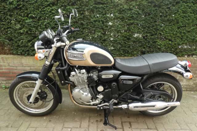Triumph Thunderbird 900 (2001) thumbnail 6