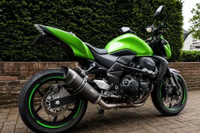 Kawasaki Z750 (2011) thumbnail 2