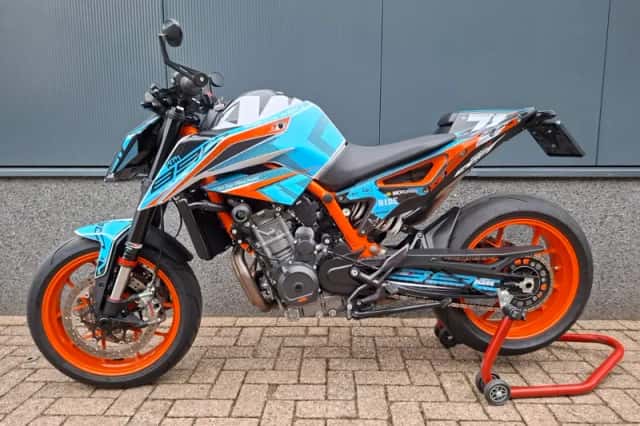 KTM 890 Duke (2020) thumbnail 4