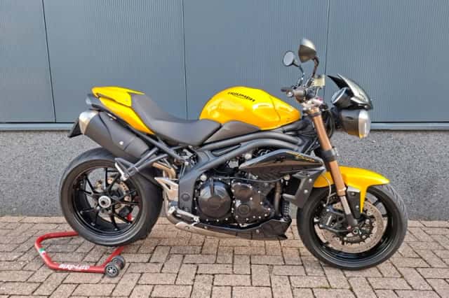 Triumph Speed Triple 94 (2016) thumbnail 1