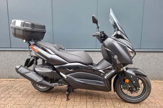 Yamaha YP 400 X Max (2019) thumbnail 1