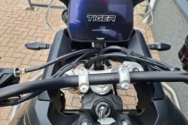 Triumph Tiger 900 Rally PRO (2025) thumbnail 6
