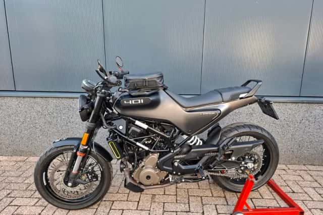 Husqvarna Svartpilen 401 (2022) thumbnail 5