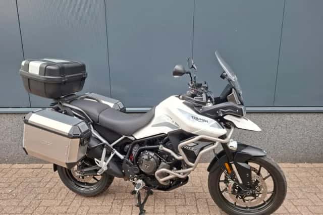 Triumph Tiger 900 GT PRO (2023) thumbnail 2