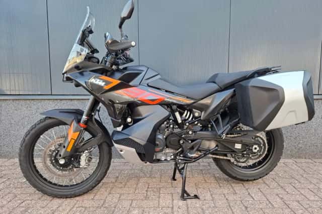 KTM 790 Adventure (2023) thumbnail 4