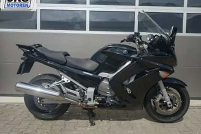 Yamaha FJR1300 (2011) thumbnail 1