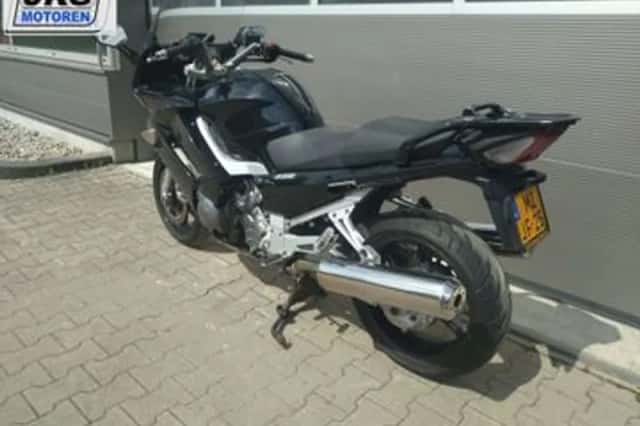 Yamaha FJR1300 (2011) thumbnail 4