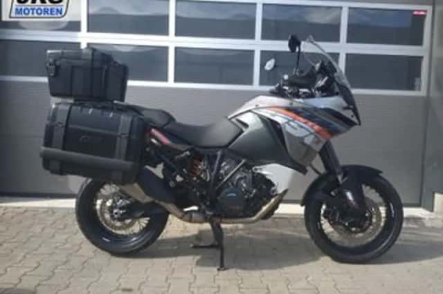 KTM 1190 Adventure (2015) thumbnail 2