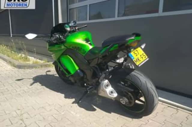 Kawasaki Z1000 (2014) thumbnail 6