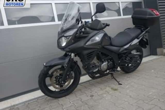 Suzuki V-Strom (2014) thumbnail 2