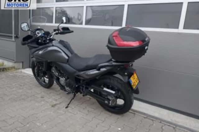 Suzuki V-Strom (2014) thumbnail 3