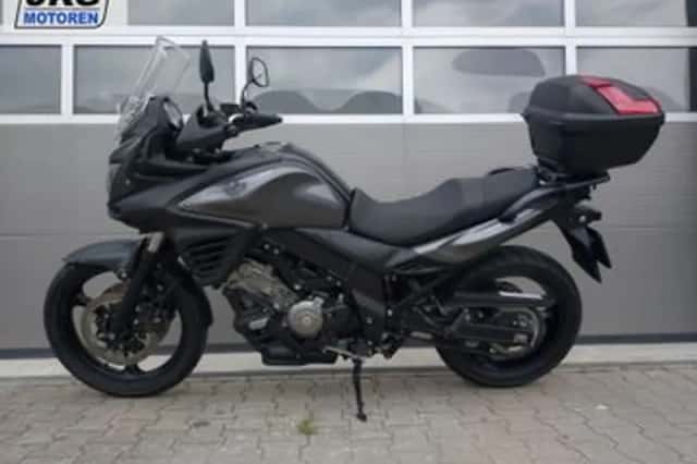 Suzuki V-Strom (2014) thumbnail 4