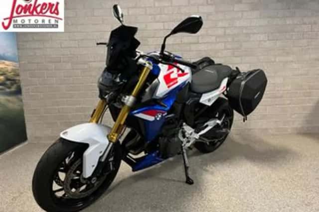 BMW F 900 R (2025) thumbnail 3