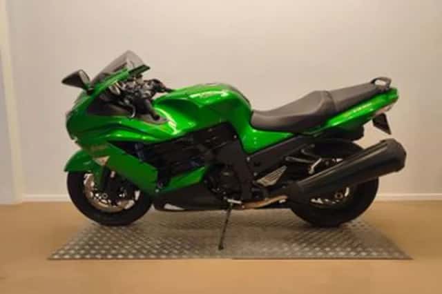 Kawasaki ZZR1400 (2012) thumbnail 6