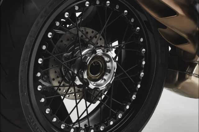 MV Agusta DragsterRR SCS (2026) thumbnail 5