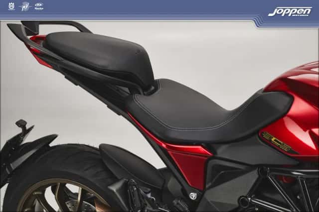 MV Agusta Turismo Veloce (2026) thumbnail 4