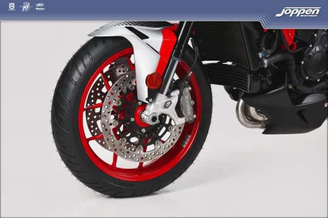 MV Agusta Turismo Veloce (2026) thumbnail 5