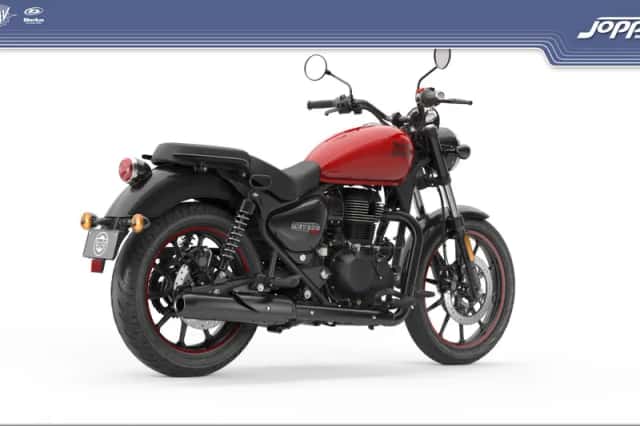 Royal Enfield Meteor Fireball (2026) thumbnail 2