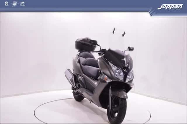 Honda FJS600 Silver Wing (2015) thumbnail 3
