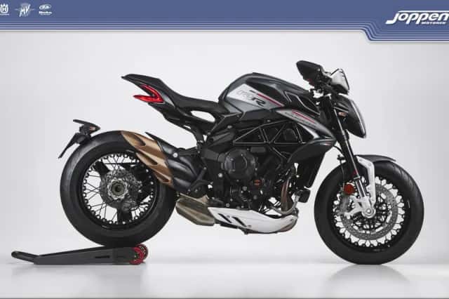 MV Agusta DragsterRR SCS (2026) thumbnail 4