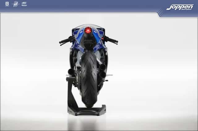 MV Agusta Superveloce (2026) thumbnail 3
