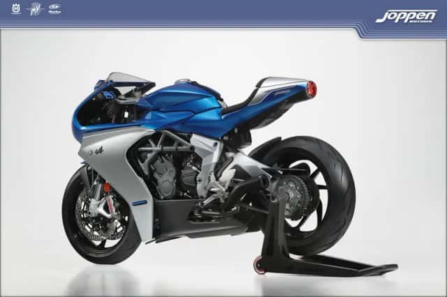 MV Agusta Superveloce (2026) thumbnail 4