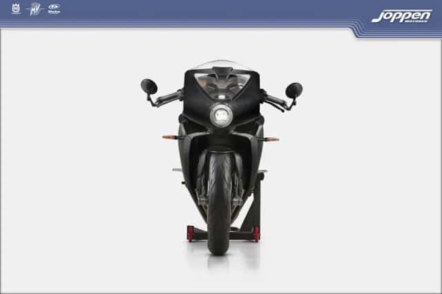 MV Agusta Superveloce (2026) thumbnail 2