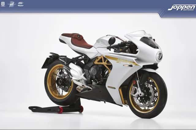 MV Agusta Superveloce (2026) thumbnail 2