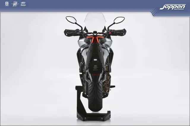 MV Agusta Turismo Veloce (2026) thumbnail 4