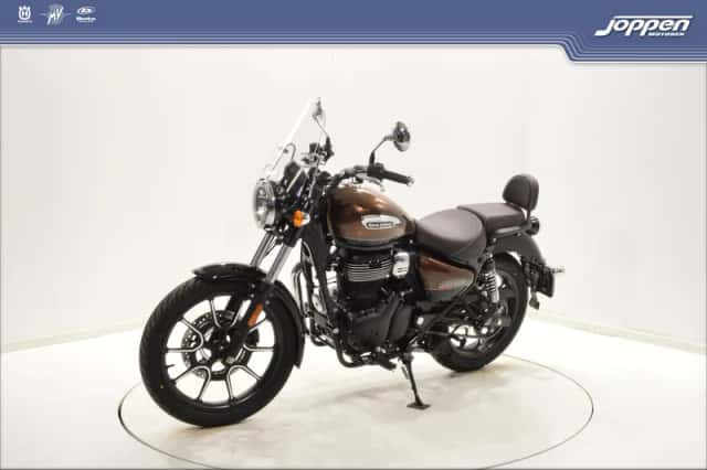 Royal Enfield Meteor (2022) thumbnail 5