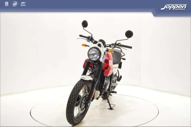 Royal Enfield Scram 411 (2026) thumbnail 4
