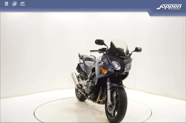 Honda CBF600 (2004) thumbnail 3