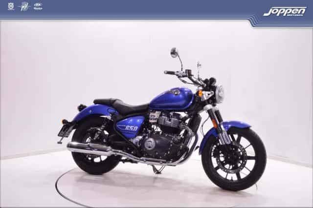Royal Enfield Super Meteor 650 (2026) thumbnail 2