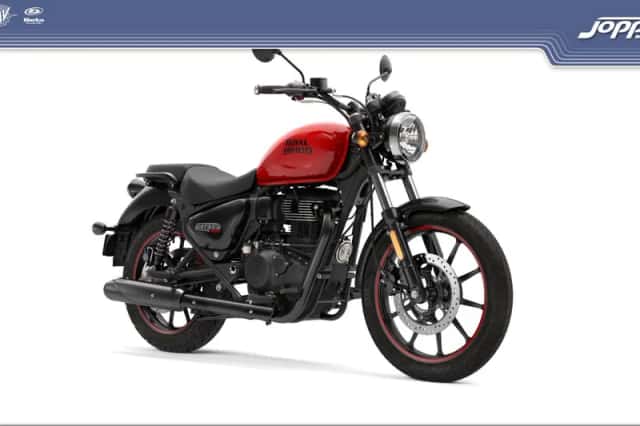 Royal Enfield Meteor Fireball (2026) thumbnail 3