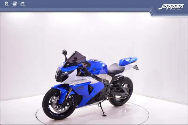 Suzuki GSX-R1000 (2010) thumbnail 5