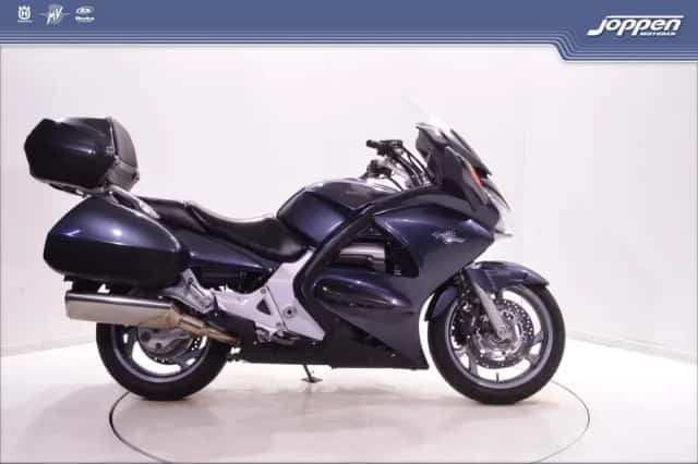 Honda STX1300 Pan European (2006) thumbnail 1