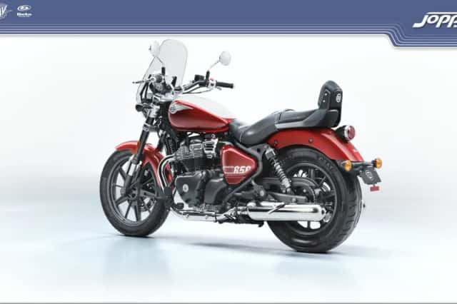 Royal Enfield Super Meteor 650 (2026) thumbnail 6