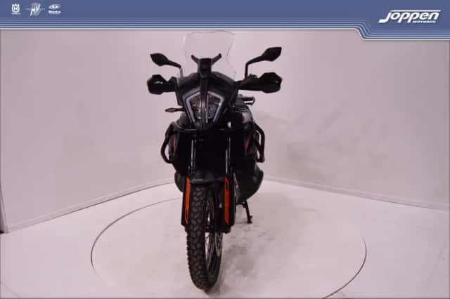 KTM 890 Adventure (2026) thumbnail 4