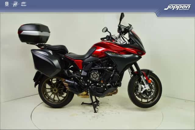 MV Agusta Turismo Veloce Lusso SCS (2021) thumbnail 1