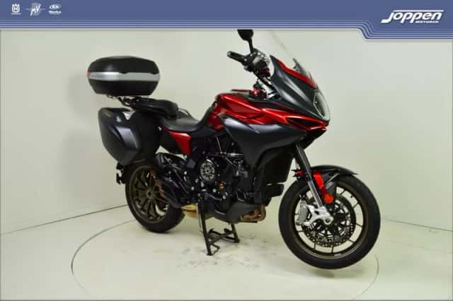 MV Agusta Turismo Veloce Lusso SCS (2021) thumbnail 2