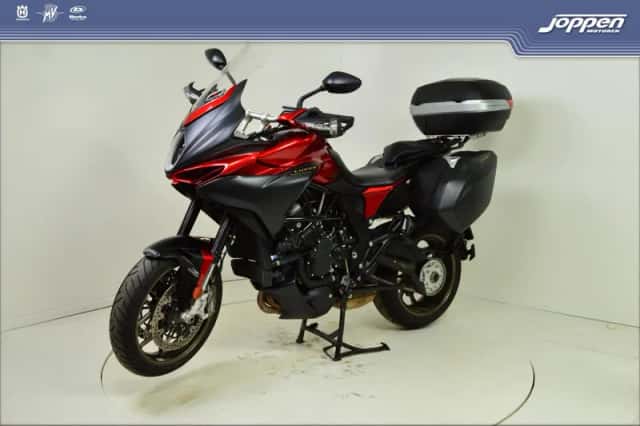 MV Agusta Turismo Veloce Lusso SCS (2021) thumbnail 5