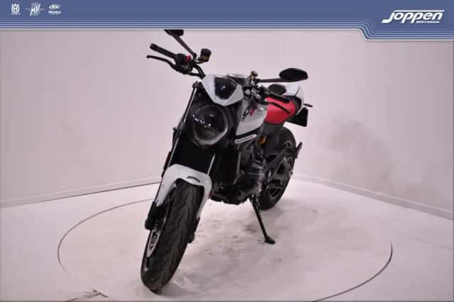 Ducati Monster 937 (2024) thumbnail 4