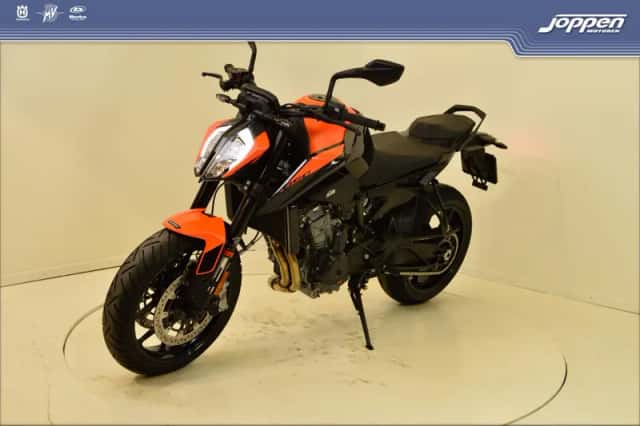 KTM 890 Duke (2026) thumbnail 5