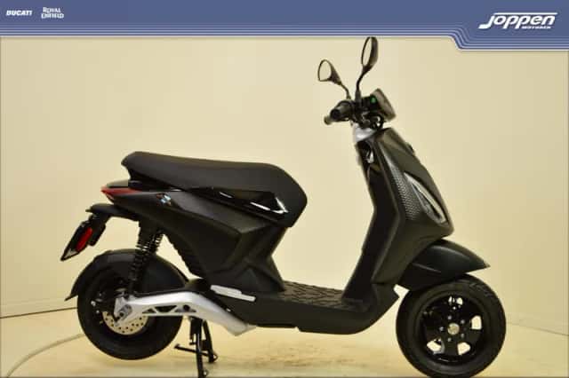 Piaggio 1Plus45kmh (2026) thumbnail 1