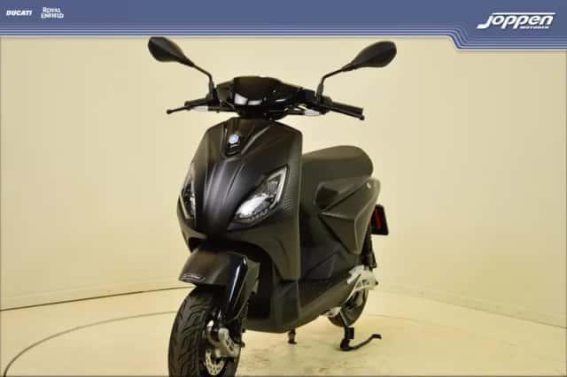 Piaggio 1Plus45kmh (2026) thumbnail 4
