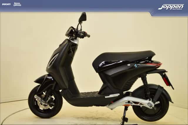 Piaggio 1Plus45kmh (2026) thumbnail 6