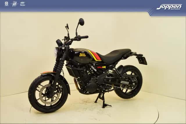 Royal Enfield Guerrilla 450 (2024) thumbnail 5